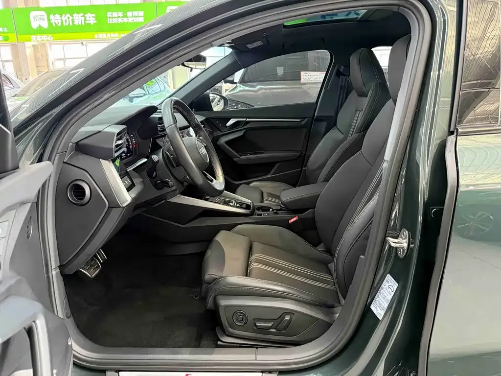 Audi A3 2022 из CN, фото 7