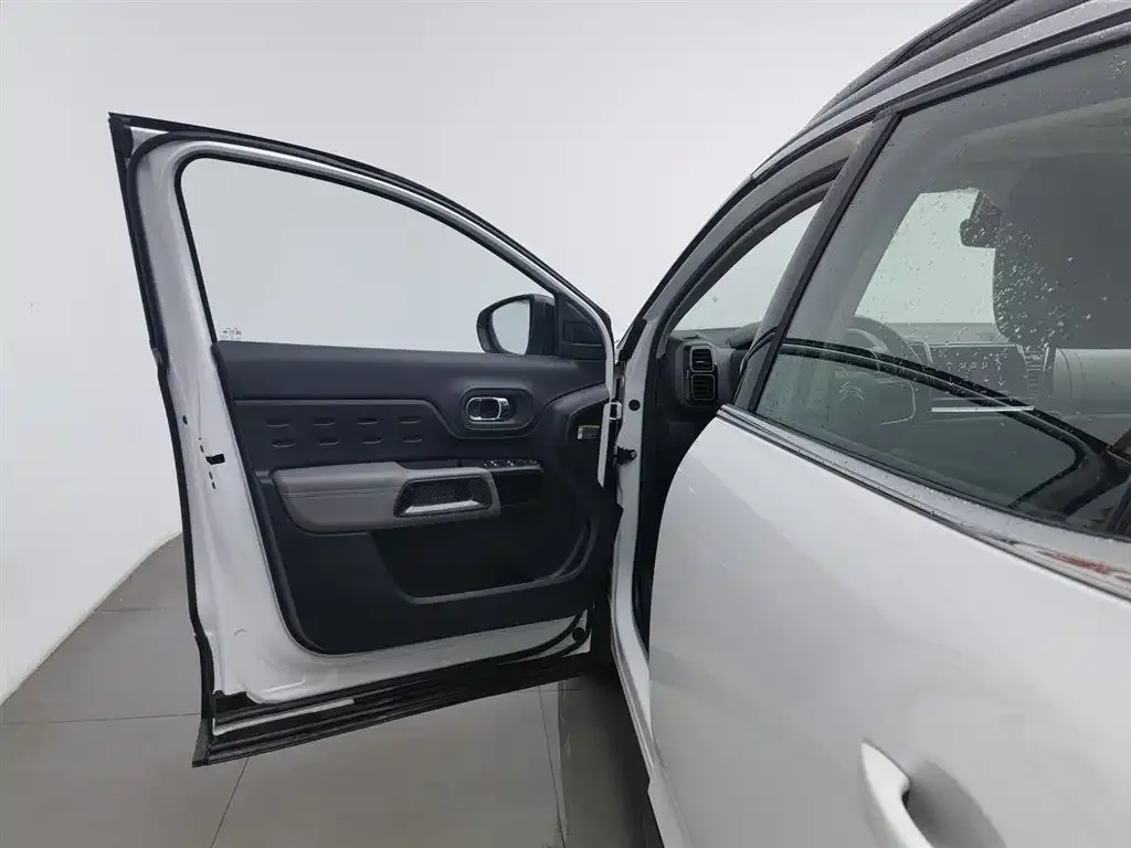 Citroen C5 AIRCROSS 2021 из CN, фото 5