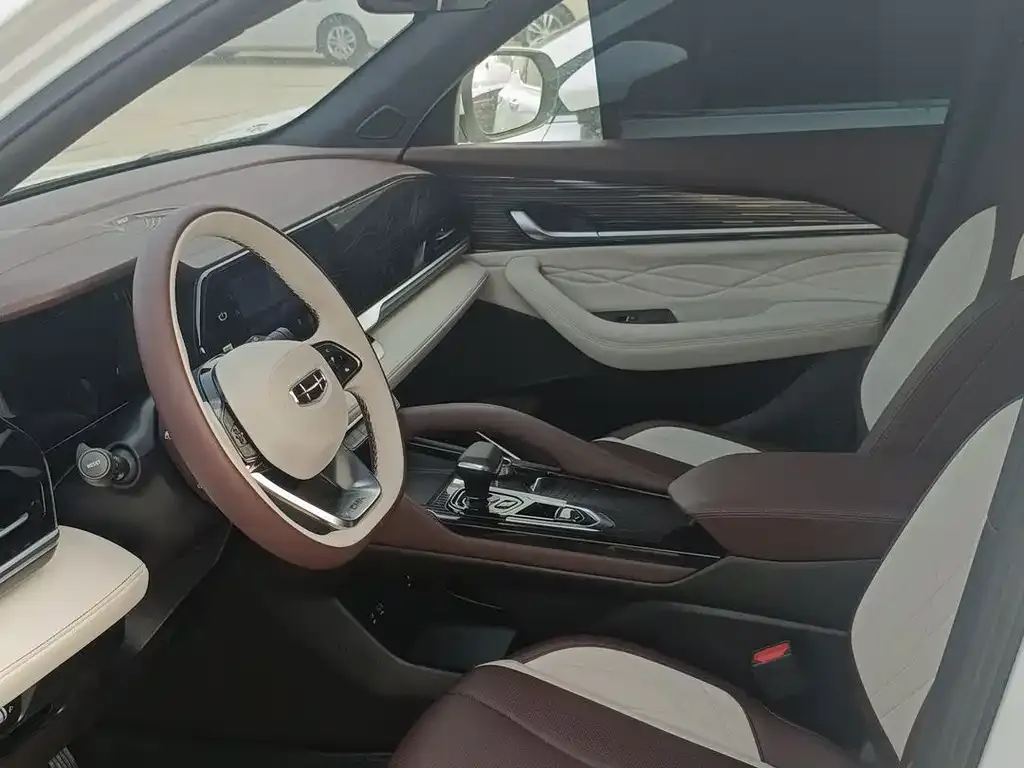 Geely Xingyue L 2024 из CN, фото 6