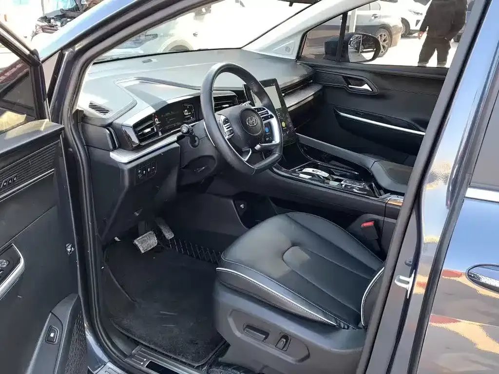 Hyundai Custo 2024 из CN, фото 9