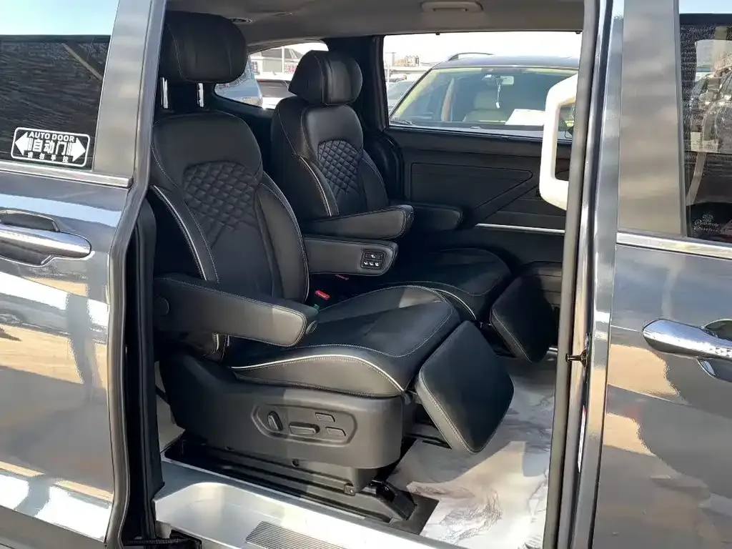 Hyundai Custo 2024 из CN, фото 2