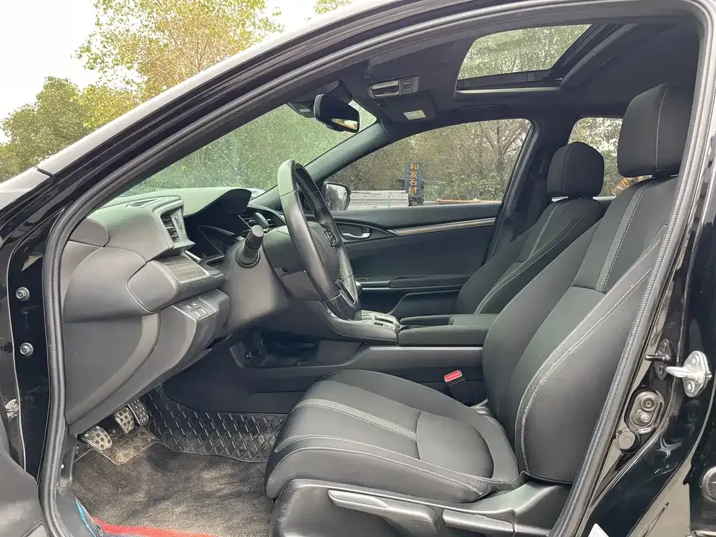 Honda Civic 2022 из CN, фото 4