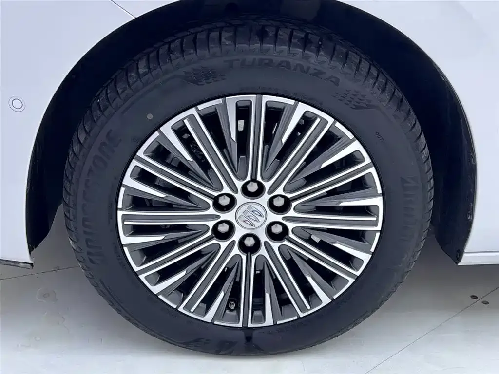 Buick GL8 Hybrid 2024 из CN, фото 10