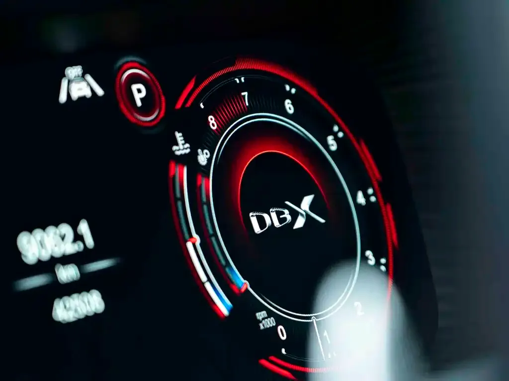 Aston Martin DBX 2022 из CN, фото 2