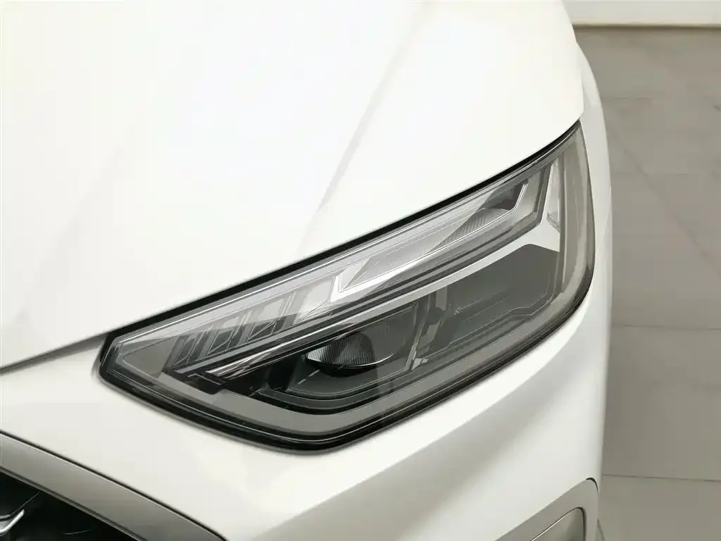 Audi Q5L 2022 из CN, фото 3