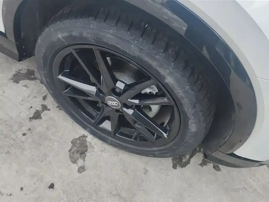 Audi Q2L 2021 из CN, фото 3