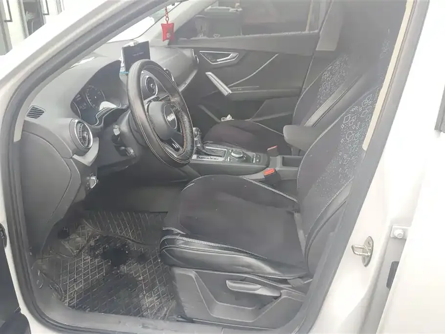 Audi Q2L 2021 из CN, фото 2