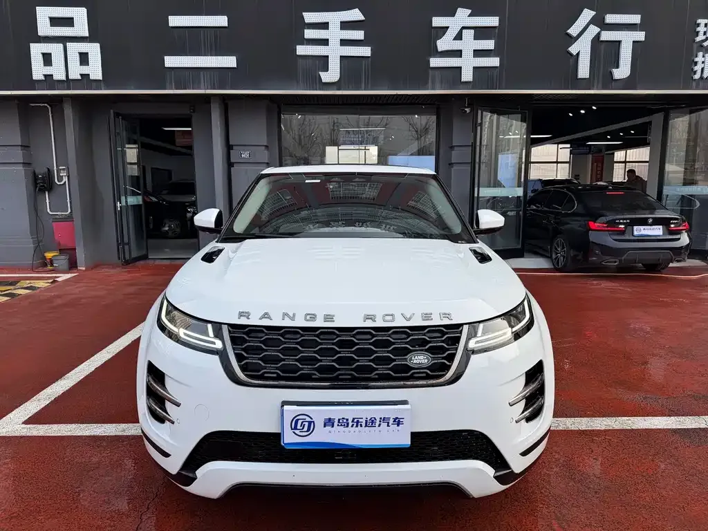 Land Rover Evoque — фото 1