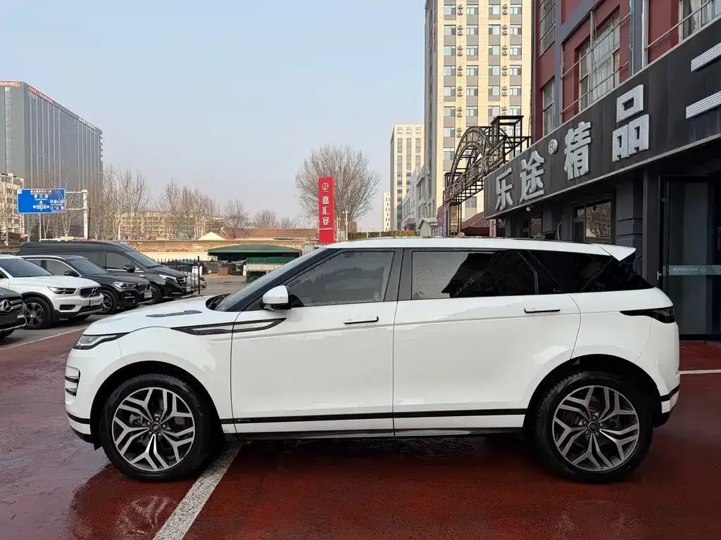 Land Rover Evoque — фото 8
