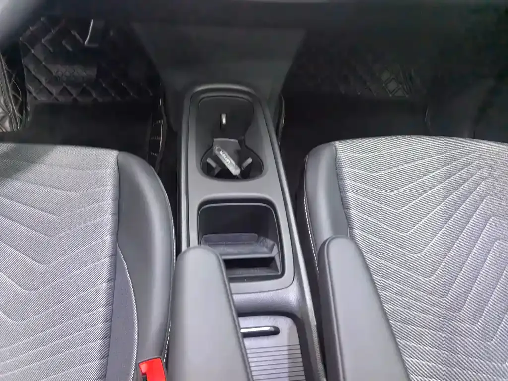 Volkswagen ID.3 2024 из CN, фото 2