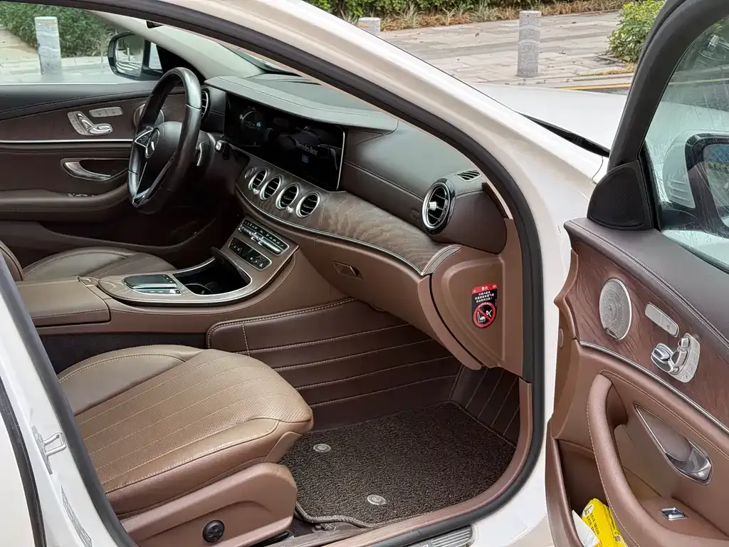 Mercedes-Benz E-Class 2021 из CN, фото 6