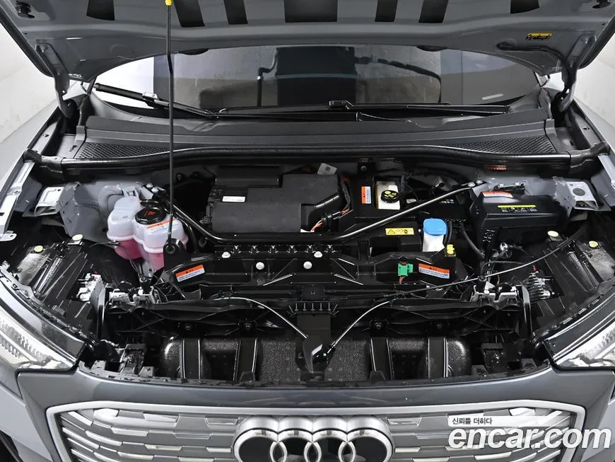 Audi Q4 e-tron 2023 из KR, фото 10