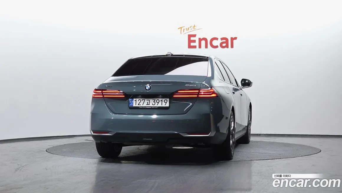 BMW 5-Series 2024 из KR, фото 4