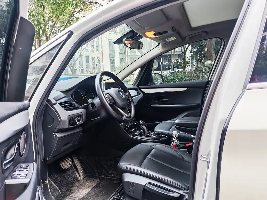 BMW 2 Series Gran Tourer 2021 из CN, фото 4