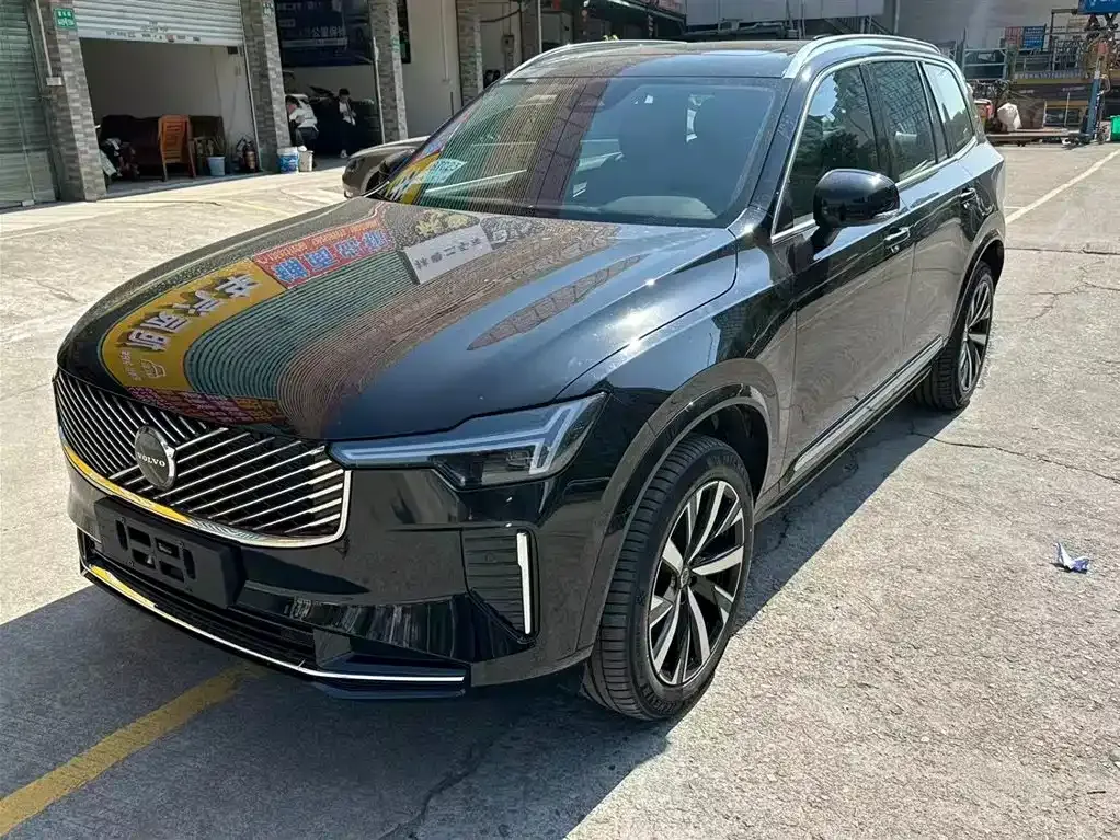 Volvo XC90 2026 из CN, фото 1