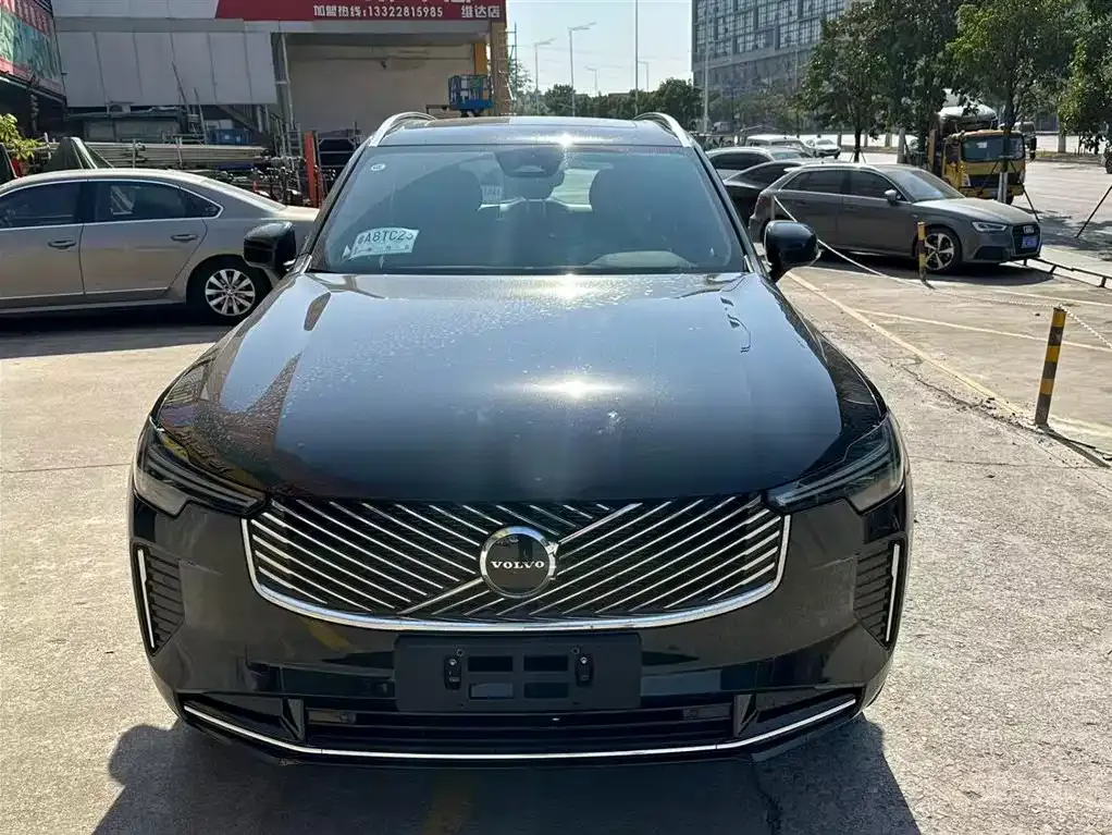 Volvo XC90 2026 из CN, фото 3