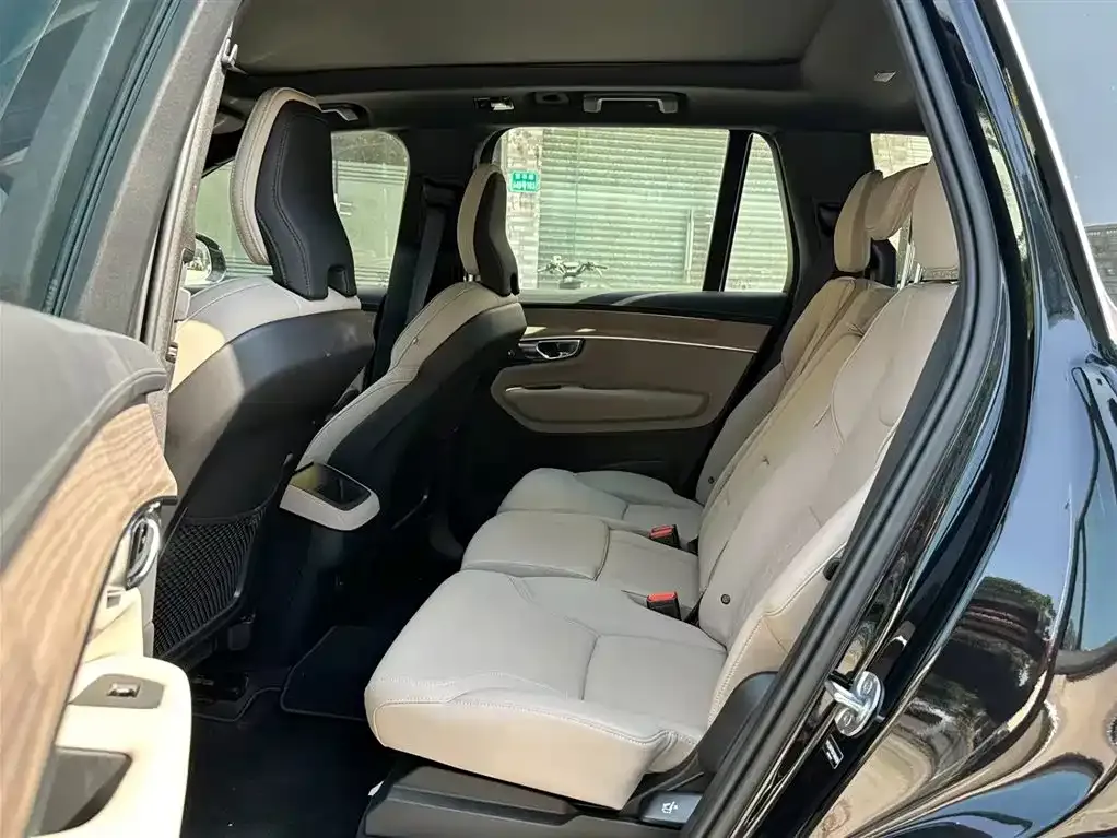Volvo XC90 2026 из CN, фото 2