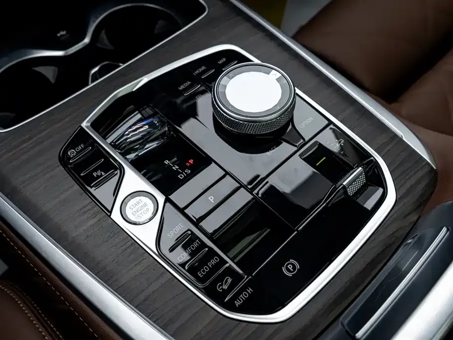 BMW X7 2023 из CN, фото 9