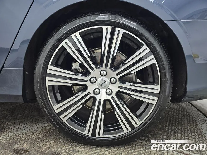 Volvo S90 2023 из KR, фото 6