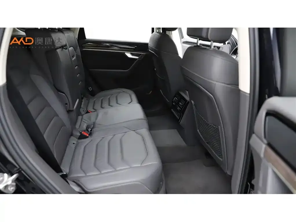 Volkswagen Touareg 2021 из CN, фото 9
