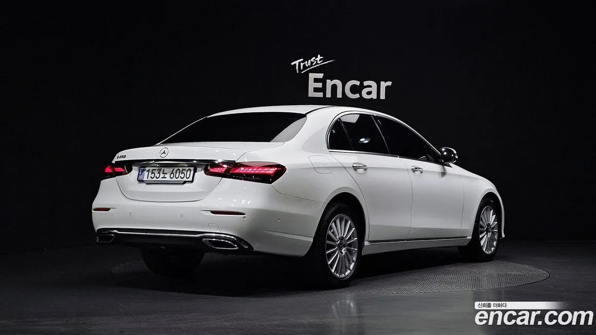 Mercedes-Benz E-Class 2023 из KR, фото 2