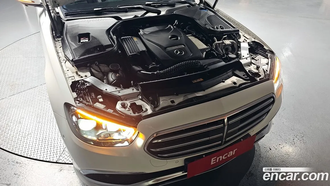 Mercedes-Benz E-Class 2023 из KR, фото 9
