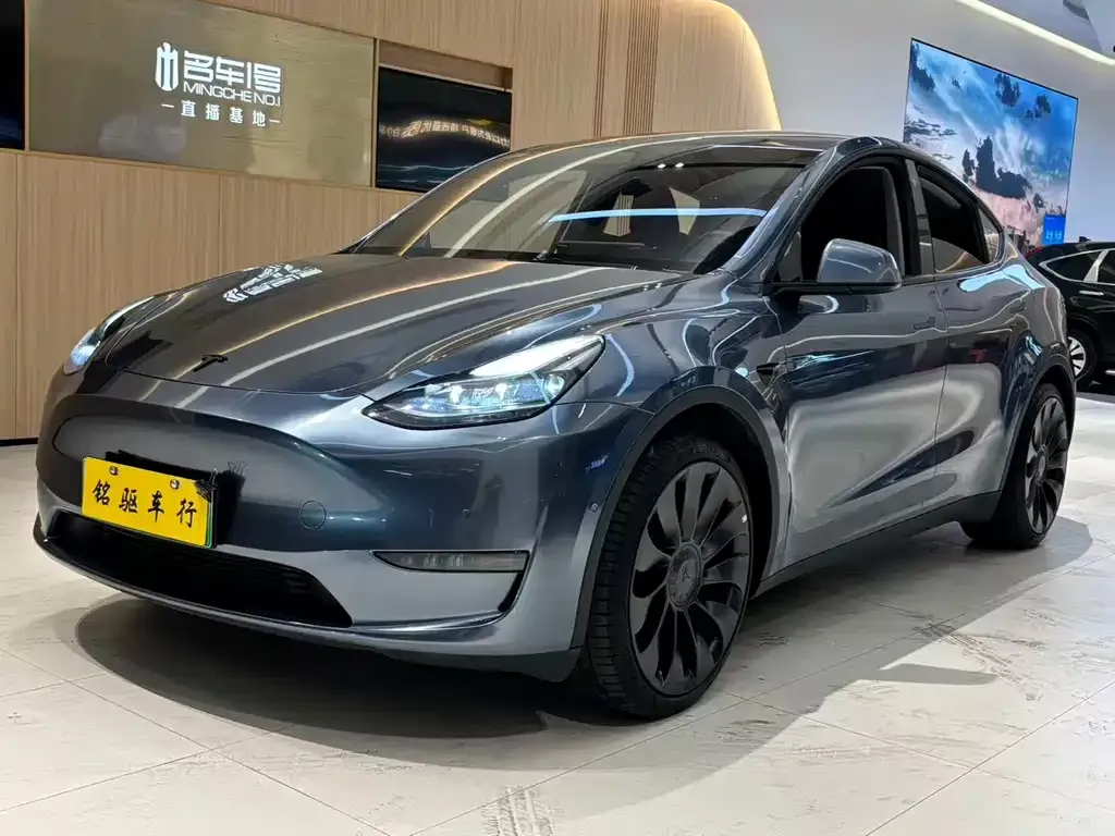 Tesla Model Y 2023 из CN, фото 1