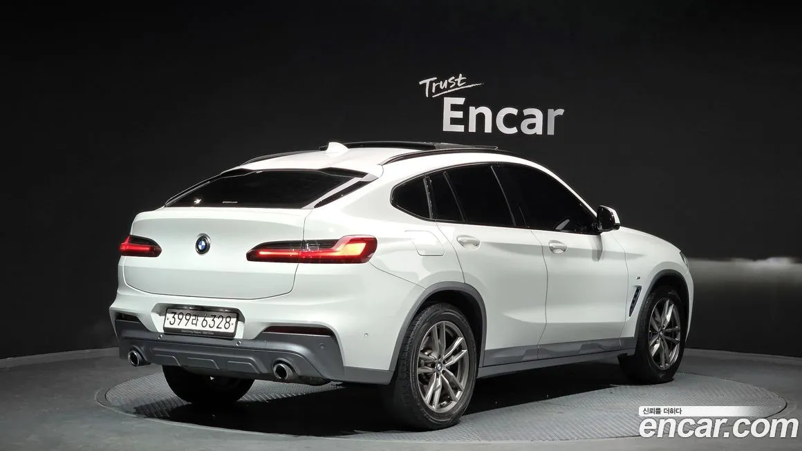BMW X4 2021 из KR, фото 4