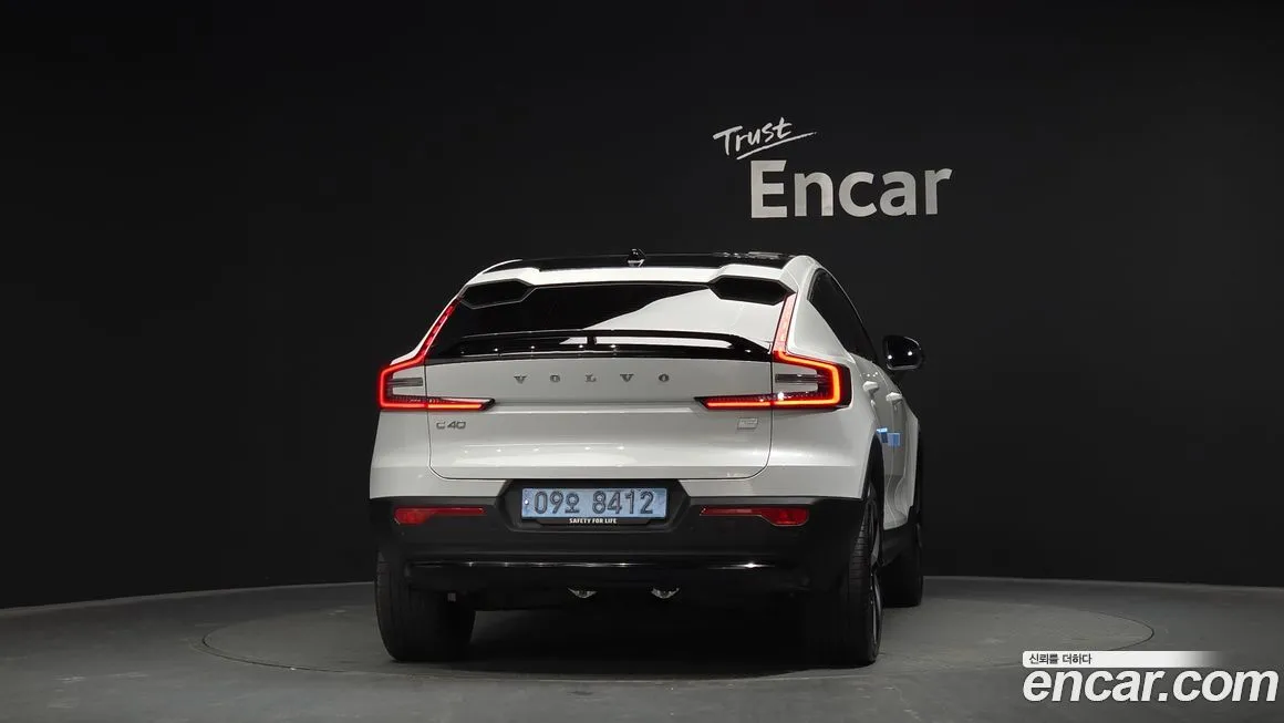 Volvo C40 2023 из KR, фото 6