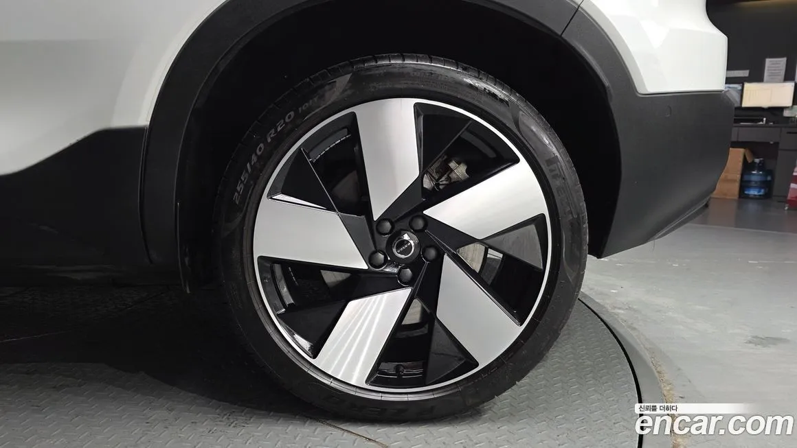 Volvo C40 2023 из KR, фото 9