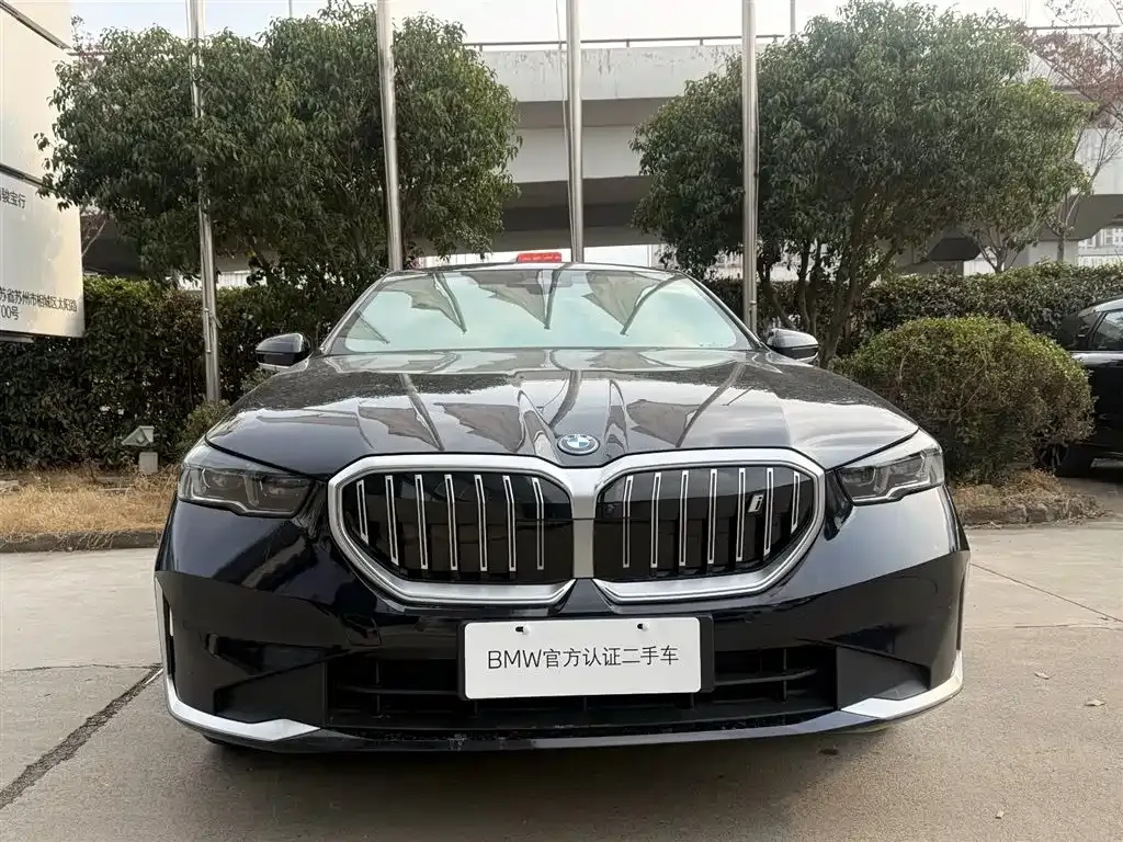 BMW i5 2025 из CN, фото 4