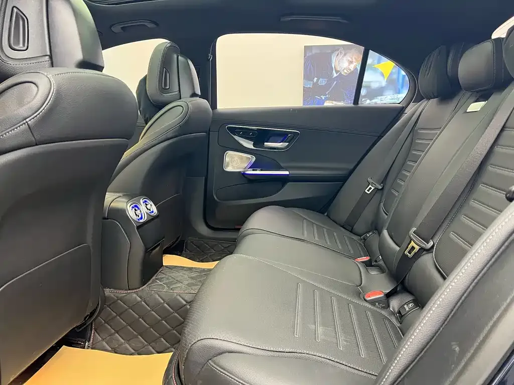 Mercedes-Benz C-Class 2024 из CN, фото 4