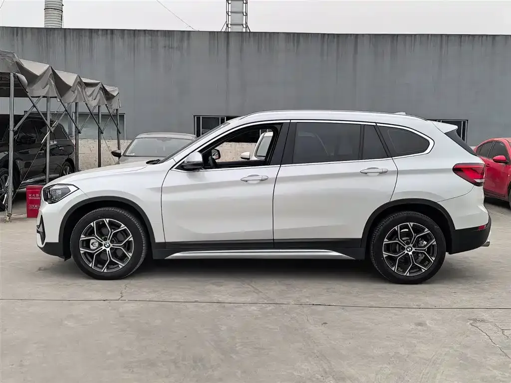 BMW X1 — фото 3