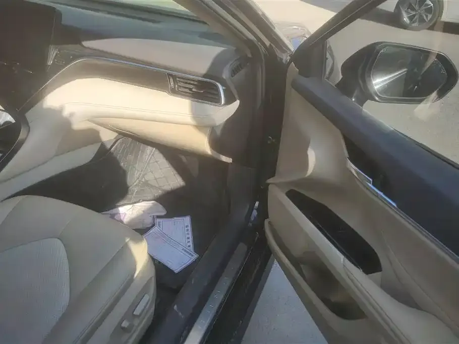 Toyota Camry 2022 из CN, фото 8