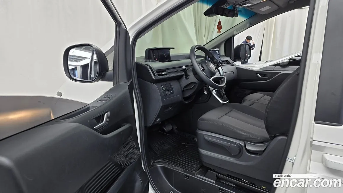 Hyundai Staria — фото 4