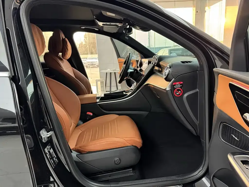 Mercedes-Benz GLC 2024 из CN, фото 6