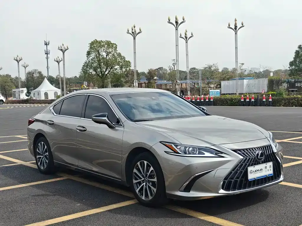 Lexus ES 2024 из CN, фото 5