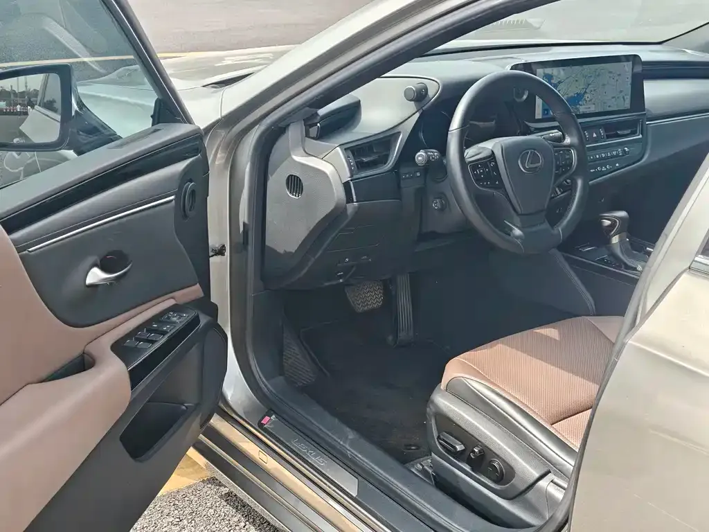 Lexus ES 2024 из CN, фото 2