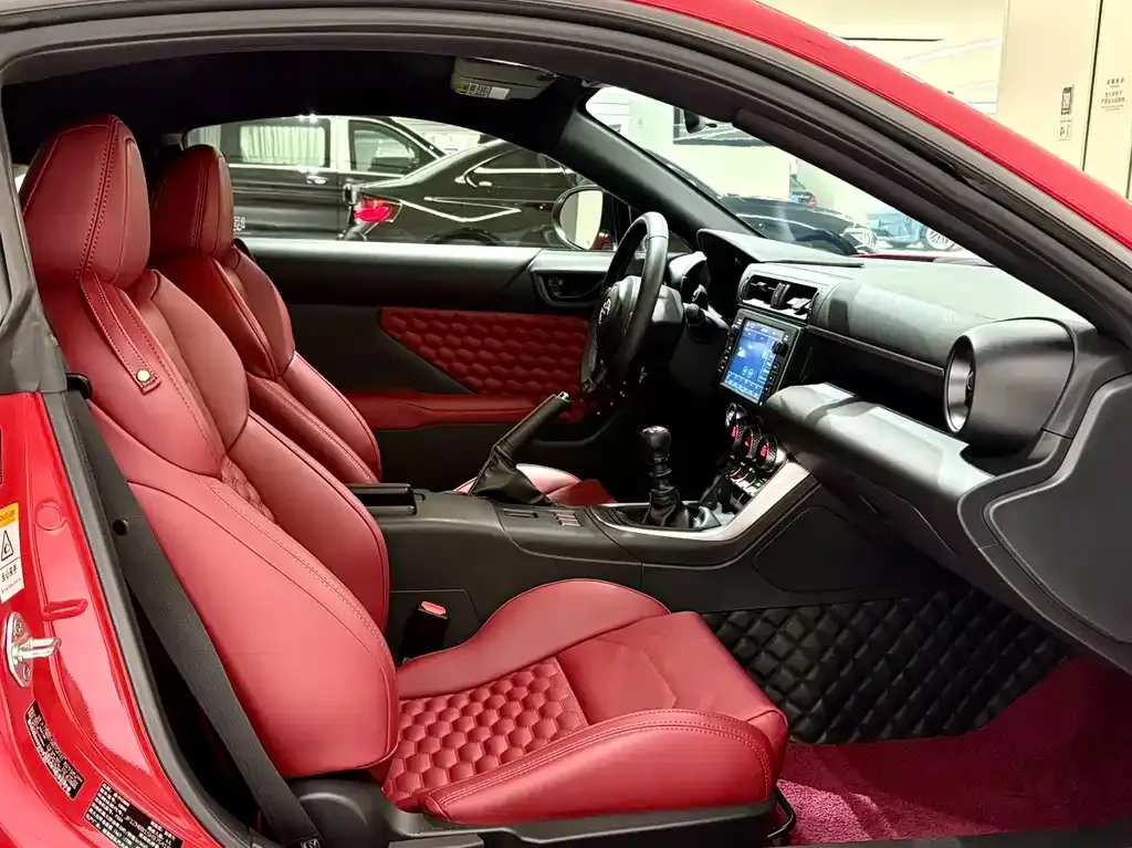 Toyota 86 2024 из CN, фото 9