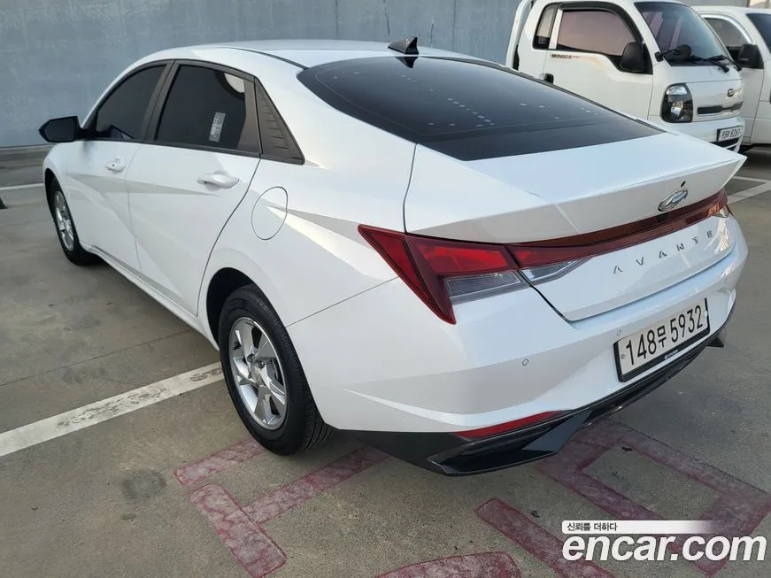 Hyundai AVANTE — фото 6
