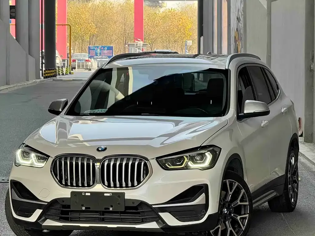 BMW X1 2021 из CN, фото 1