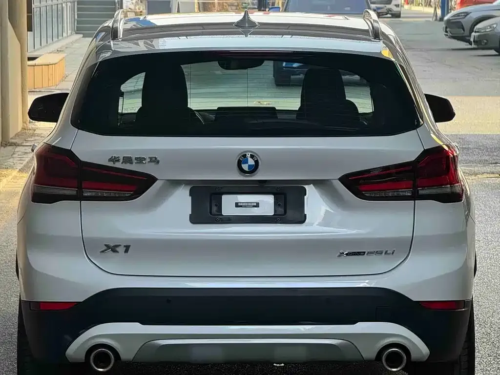 BMW X1 2021 из CN, фото 6