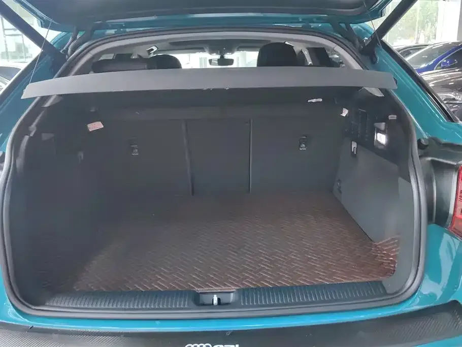 Audi Q2L 2021 из CN, фото 3