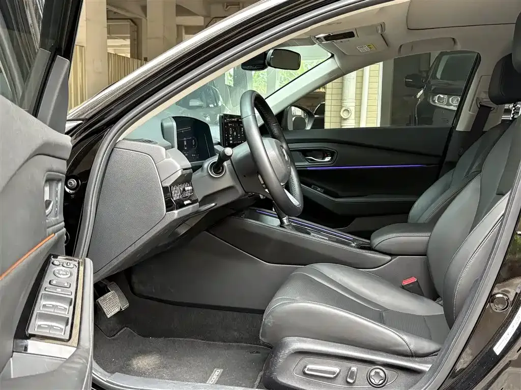 Honda Accord 2023 из CN, фото 2