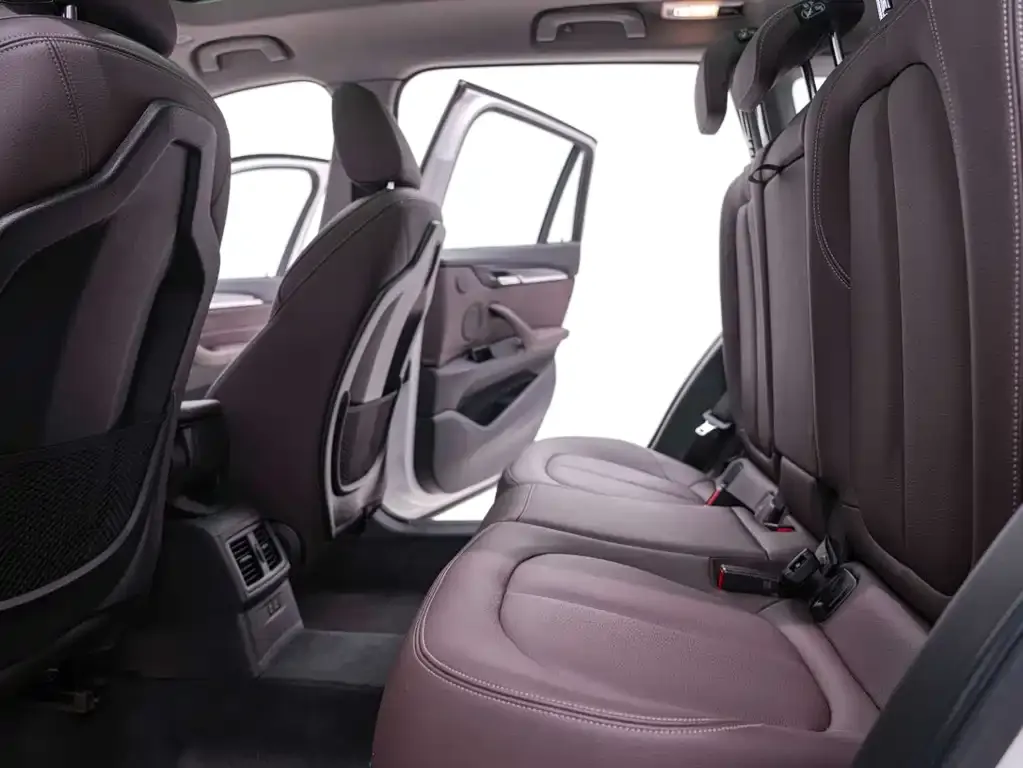 BMW X1 2022 из CN, фото 4