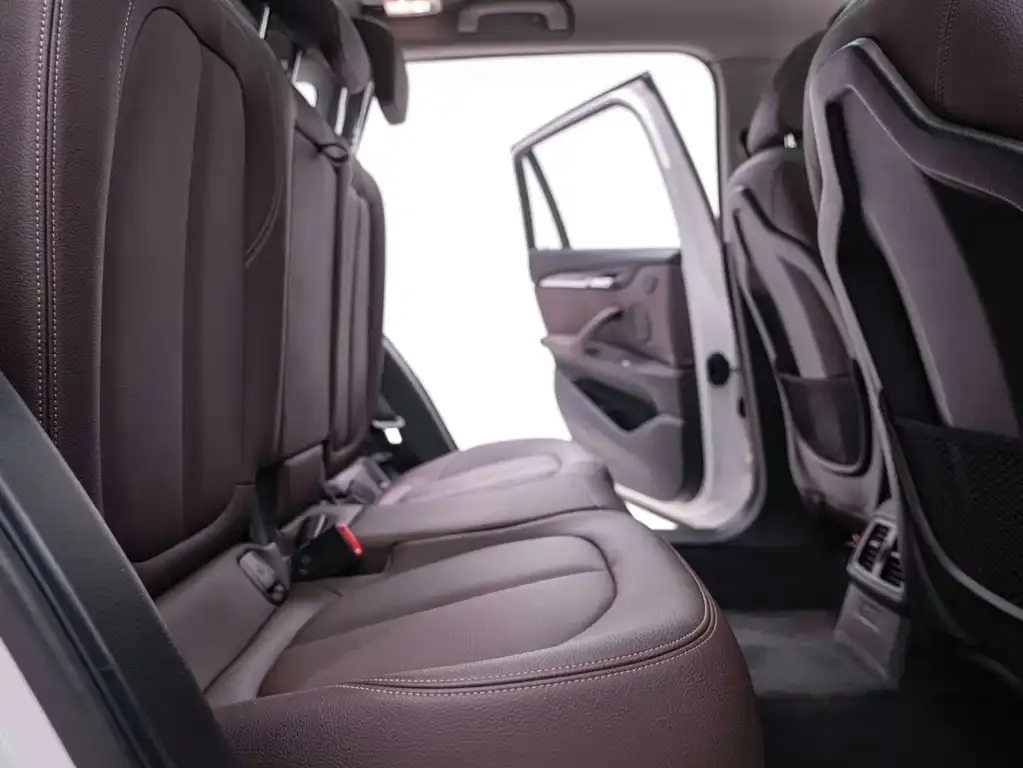 BMW X1 2022 из CN, фото 8