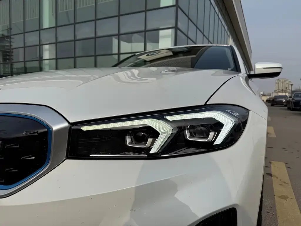 BMW i3 2023 из CN, фото 4