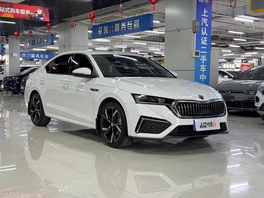 Skoda Octavia 2023 из CN, фото 10