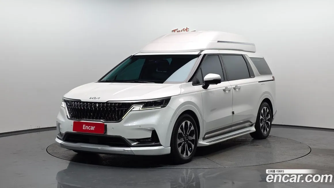 Kia Carnival — фото 1