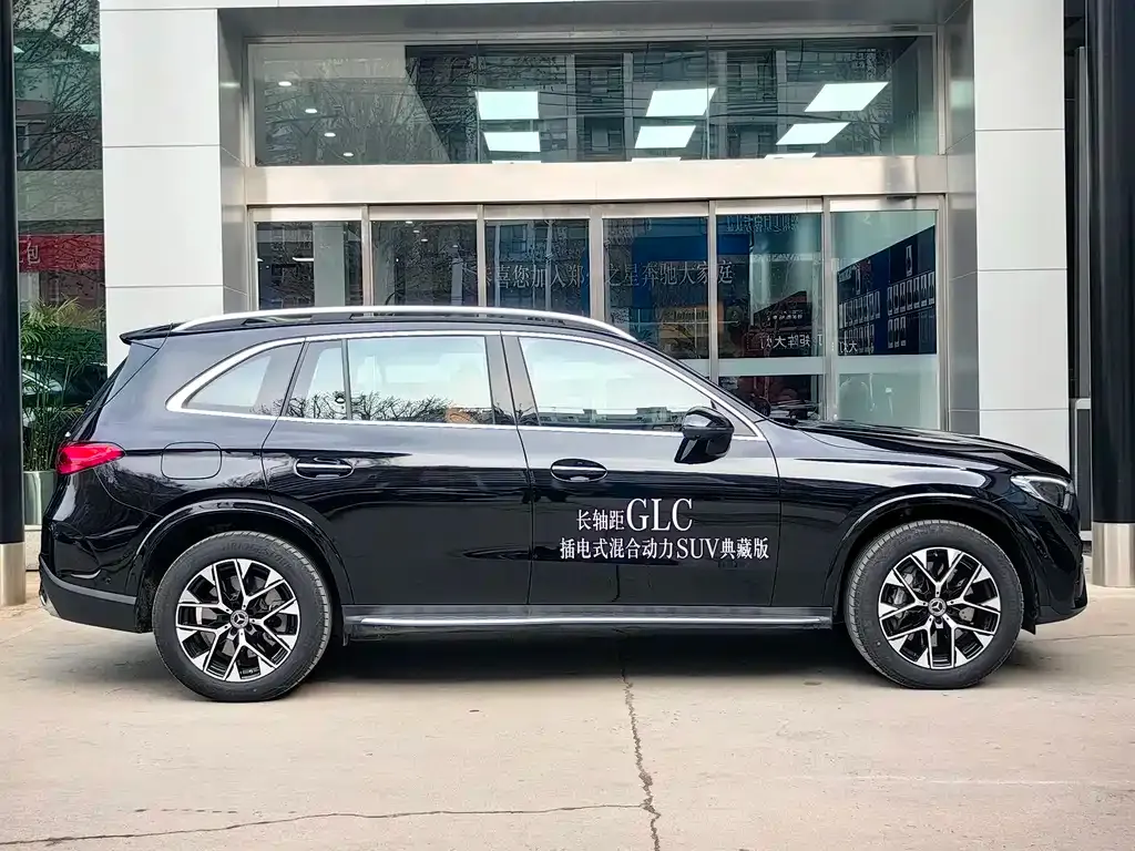 Mercedes-Benz GLC PHEV 2025 из CN, фото 4